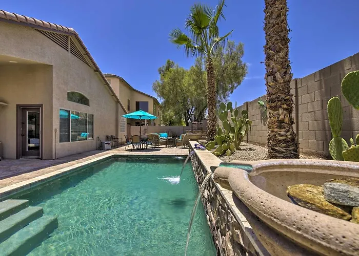 Chic Maricopa Getaway W/ Outdoor Oasis & Pool