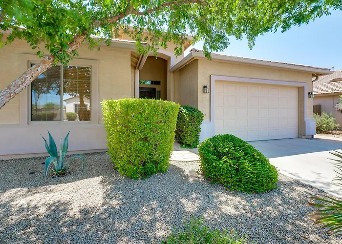Private Hot Tub: Pet-Friendly Maricopa Escape!